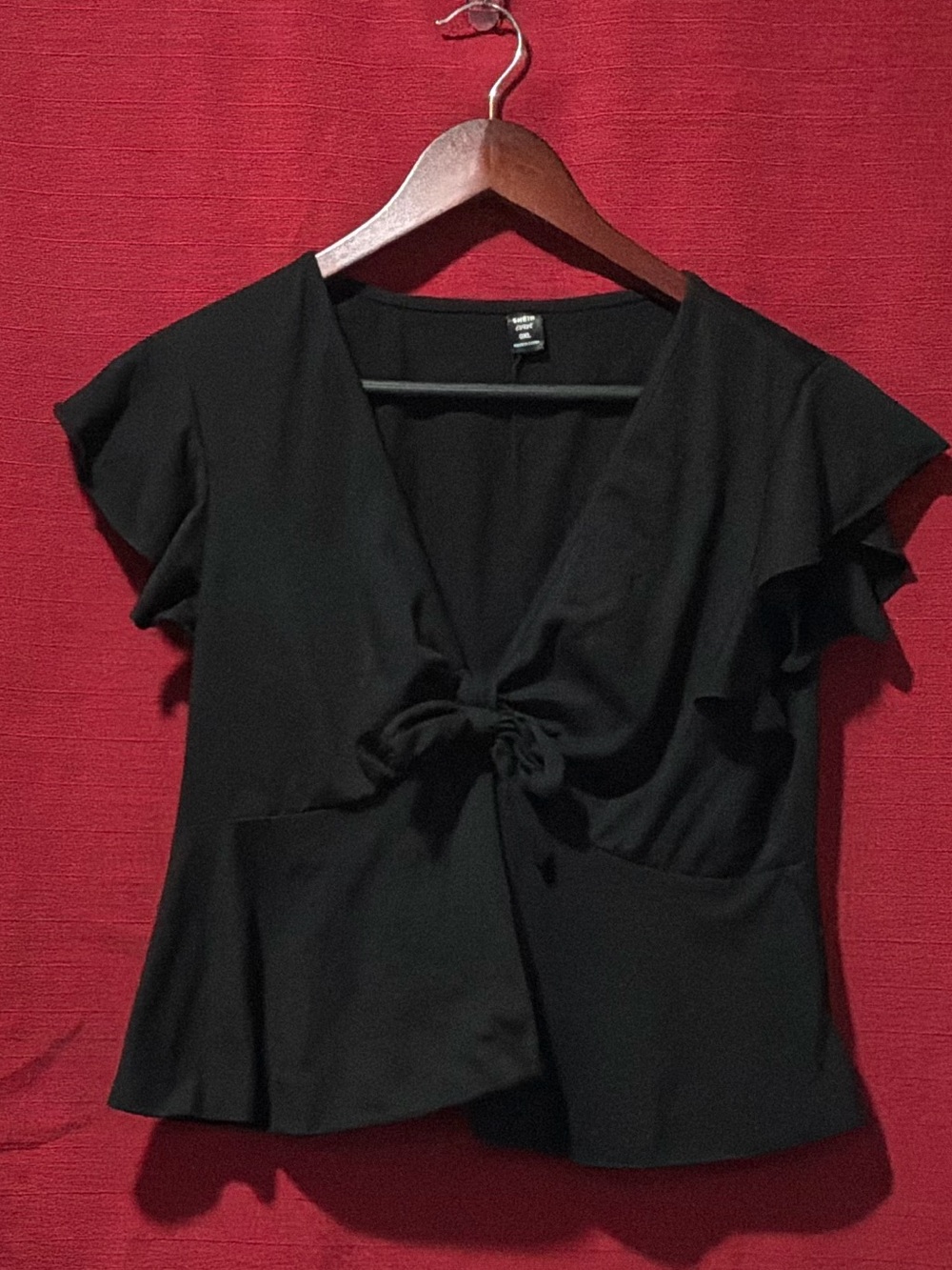 SHEIN Black Knot-Front Flutter Sleeve Blouse